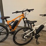 Vand 2 biciclete electrice Bucuresti cu acceleratie si regenerare ca noi